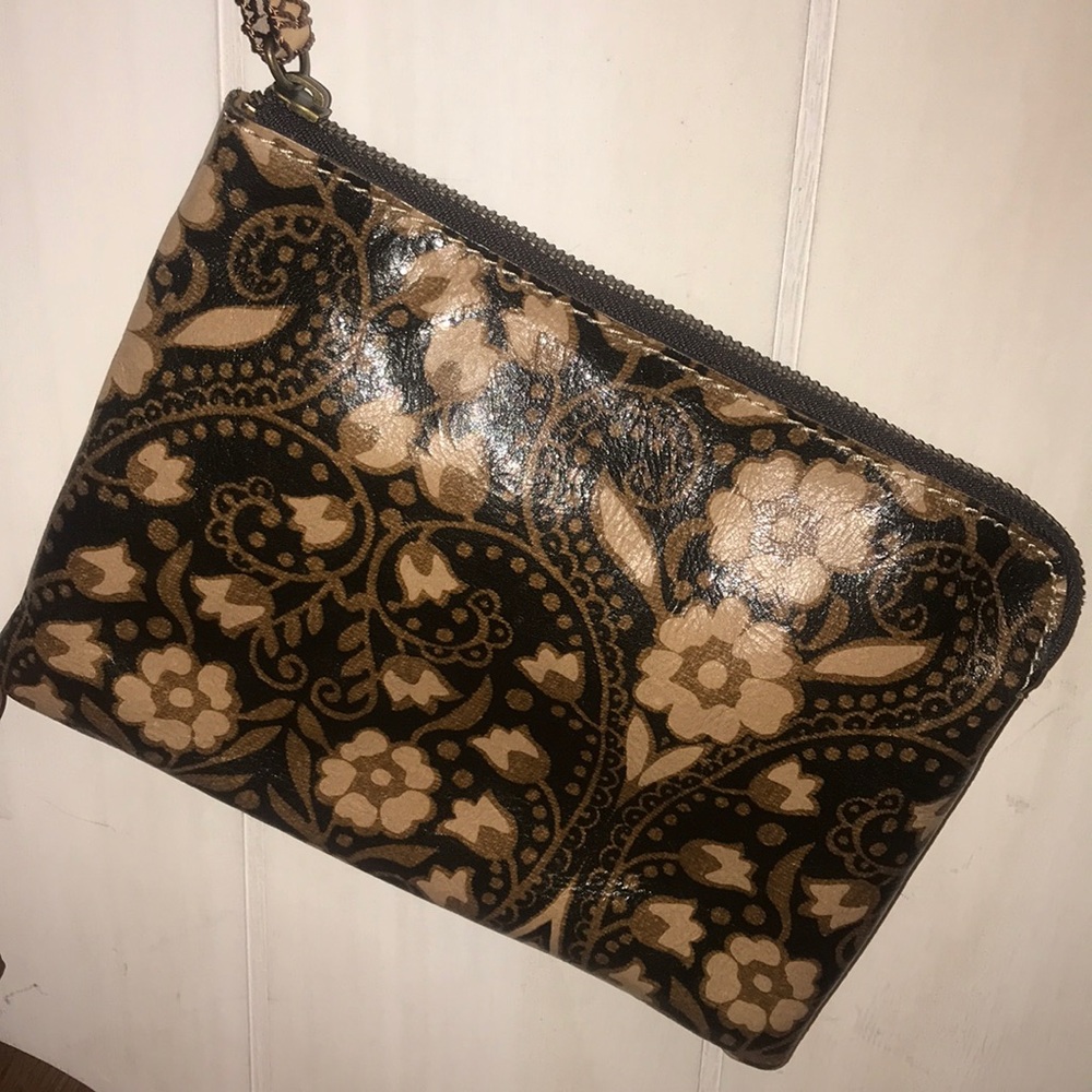 Patricia Nash floral wristlet